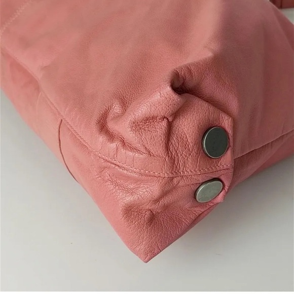 𝅺BALENCIAGA "Maxi Shopper" handbag - Picture 9 of 13